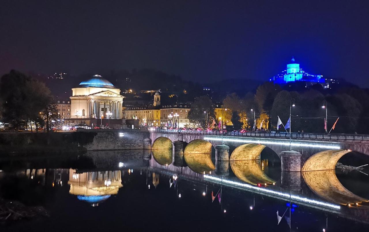Jacuzzi Luxury Apartment In The Town Centre Turin Exteriör bild