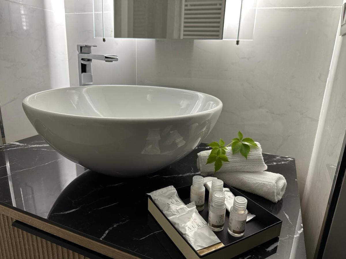 Jacuzzi Luxury Apartment In The Town Centre Turin Exteriör bild